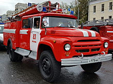 В Москве за бесценок продают пожарный ЗиЛ-130 с выставок МЧС
