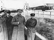 За что на самом деле Сталин расстрелял Ежова