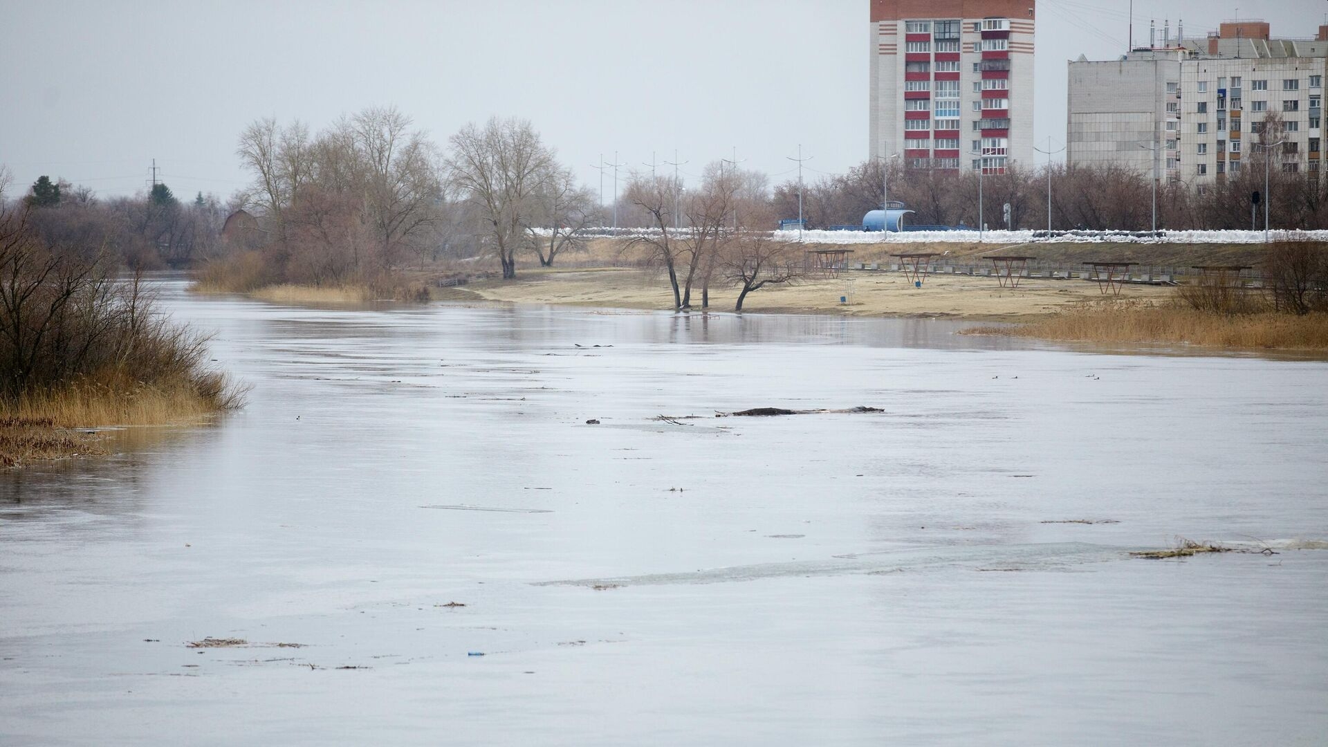 Уровень воды в реке Тобол в районе Кургана вырос до 968 см