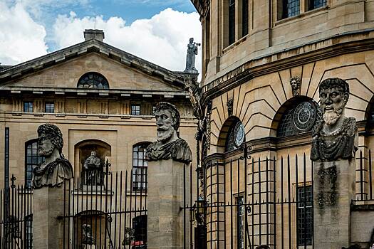 Оксфорд и Кембридж пошли на шантаж ради решения глобальной проблемы
