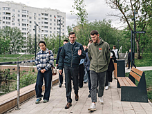 Глава городского округа Щелково Андрей Булгаков вместе с жителями осмотрел территорию Чкаловских озер