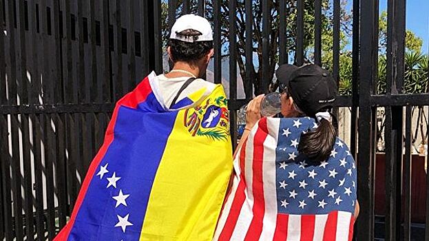 США хотят использовать события в Венесуэле в своих целях, считает эксперт