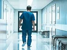 В российском городе получающим 20 тысяч рублей медикам пришлось самим покупать инвентарь