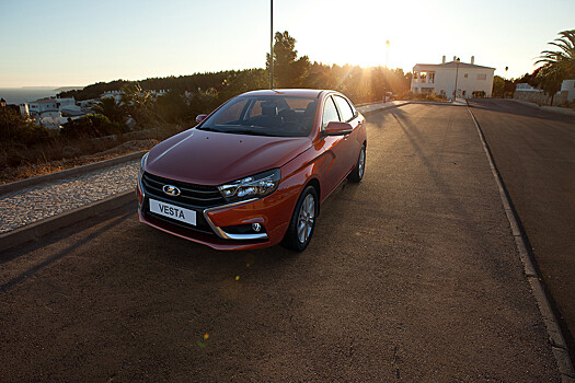 АвтоВАЗ выпустил 500-тысячную юбилейную Lada Vesta