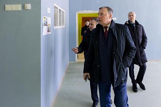 Екатеринбуржцам показали новую «президентскую» школу за 1,5 миллиарда