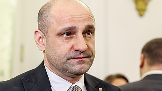 Жога: три свердловских сотрудника МЧС получили медали "За отвагу на пожаре"