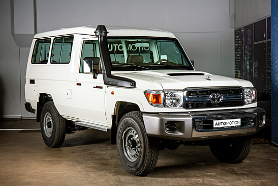 Самый дешевый новый Toyota Land Cruiser стоит 5,6 миллиона рублей. И это не «трехсотка»