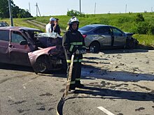 Воскресные ДТП на трассах: пострадавших извлекали из машин