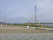 Людей унесло в море на двух городских пляжах во Владивостоке: скорую ждали час