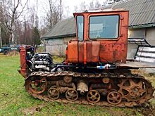 Первый выезд гусеничного трактора ДТ-75 с 300-сильным V8 пошел не по плану