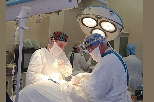 Резкие боли: ростовские врачи удалили пациенту грыжу, диагностированную около 20 лет назад
