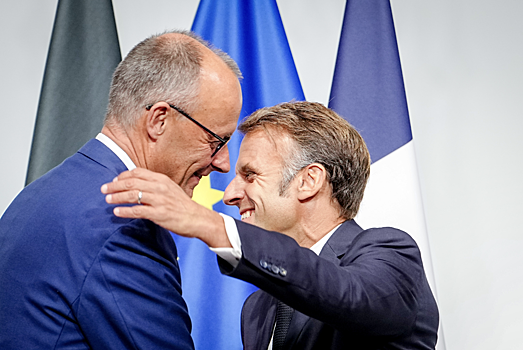 Мерц и Макрон выступили с призывом по России