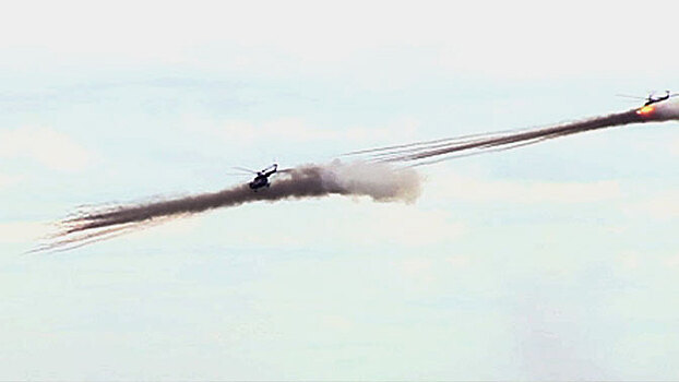 Боевые удары Ми-8 и искусная работа «Орлана-10»: кадры показа новых элементов боевой подготовки