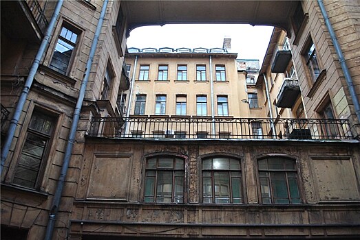 В Санкт-Петербурге предлагают отразить в законе о реновации приоритет защиты культурного наследия