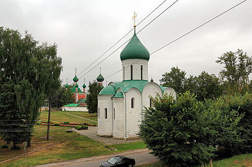 Заглавное изображение Спасо-Преображенский собор