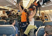 Авиапассажирам в РФ могут разрешить не взвешивать дамские сумки, портфели и костыли