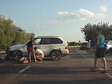 Последствия ДТП с мотоциклом в Воронеже попали на видео