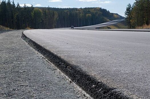 Губернатор Свердловской области Денис Паслер рассказал об обновлении участков дорог на Демидовском маршруте