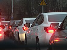 Девятибалльные пробки сковали центр Кемерова