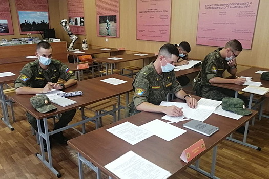 Курсанты военного учебного центра Уральского федерального университета вернулись в Екатеринбург после участия в полевых сборах