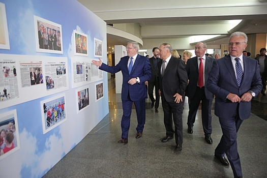 В Красноярске отметили 80-летие известного мецената Хазрета Совмена