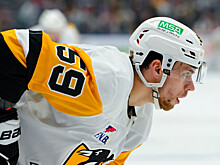 «Питтсбург» победил «Чикаго» в матче НХЛ, Чинахов забил с паса Малкина