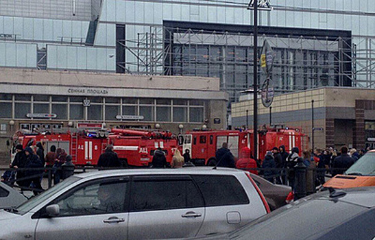 При взрыве в метро Петербурга погибли 14 человек