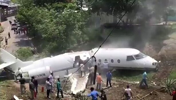 Самолет с американцами разбился в Гондурасе