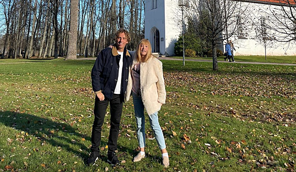 Пока Пугачеву ждали на похоронах в Питере, она уехала в Латвию