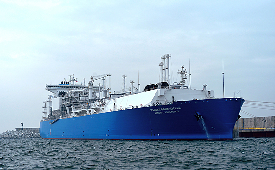 Стали известны причины работы судна «Газпрома» на США