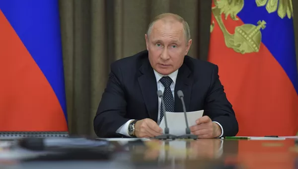 LIVE: Путин проводит встречу с новым кабинетом министров