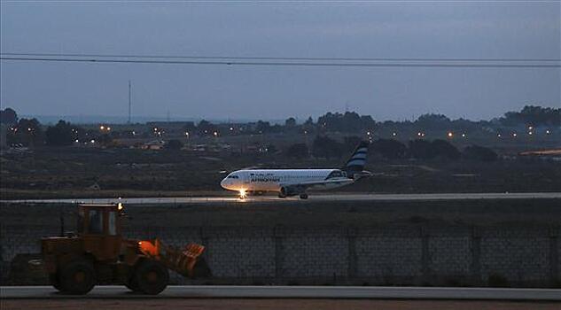 Самолет Libyan Airlines совершил экстренную посадку