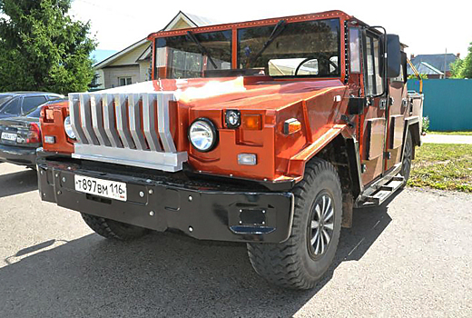 Посмотрите на «Hummer для бедных» из деталей от комбайна