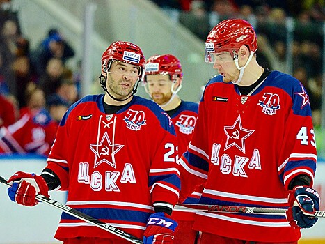 Нападающий Владимир Маркелов продолжит выступать за ХК "Барыс"