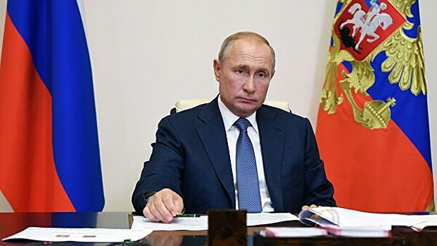 Путин обратился к школьникам и студентам