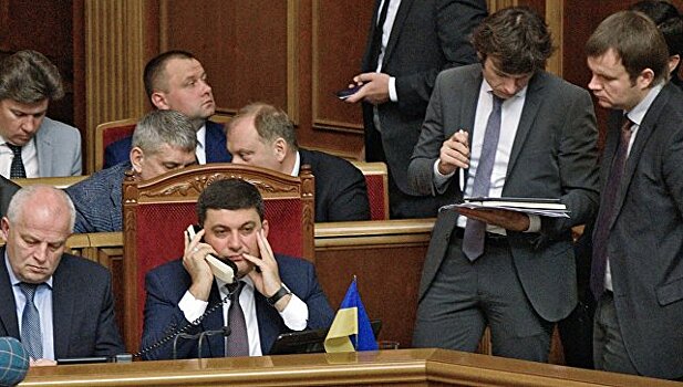 Украина ждет досрочных парламентских выборов и отмашки от Трампа