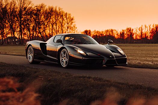 Ferrari Enzo продана на аукционе за € 3,9 млн. Таких лишь три в мире