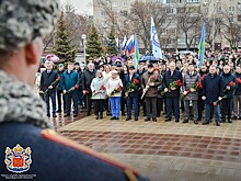 В Оренбурге почтили память Героя России Александра Прохоренко