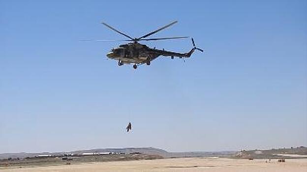 Военные РФ провели в Сирии учения по эвакуации раненых вертолётом