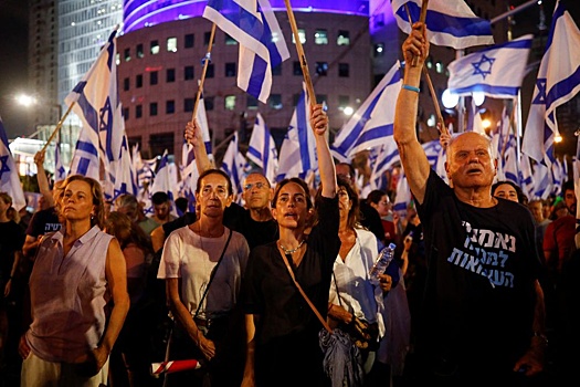 Полиция разогнала водометами протестующих против судебной реформы в Израиле