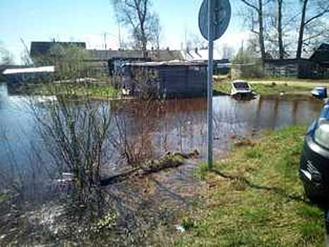 В Вологодской области 49 человек остаются в зоне подтопления паводком