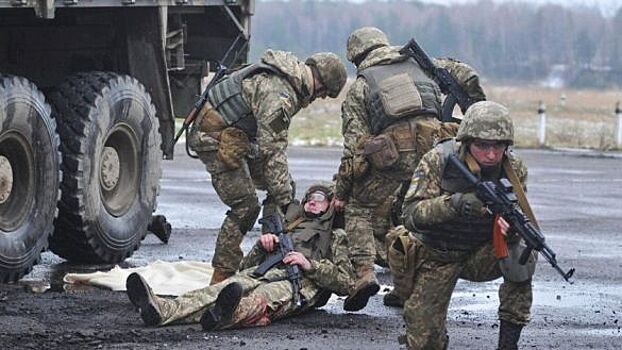 Житель Бахмута Пискунов заявил, что военные ВСУ мешали семье спастись из горящего подвала