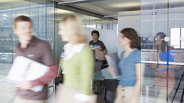 Ученые выяснили, как четырехдневная рабочая неделя влияет на здоровье