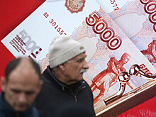 Попасть под раздачу: россиян засыплют деньгами