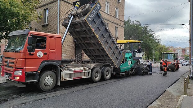 В переулке Квартальном уложили новый асфальт