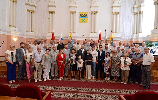 Сергей Салмин поздравил ветеранов спортивной отрасли с праздником