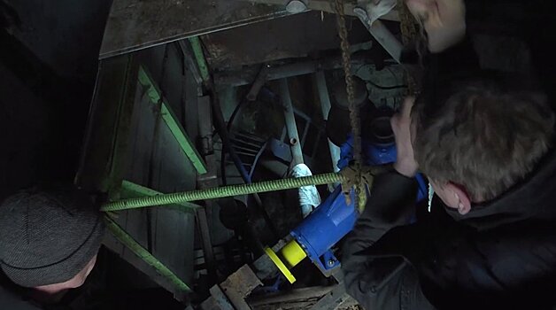 Монтаж нового оборудования производят на КНС «Школьная» в Пушкинском горокруге