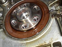 Потекли сальники КПП, «раздатки» или редуктора моста? Ремонтируем сами