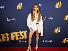 Российские фанаты Дженнифер Лопес требуют с авиакомпании миллионы за пропущенный концерт