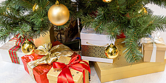 Топ-10 новогодних подарков, которые гарантированно испортят настроение